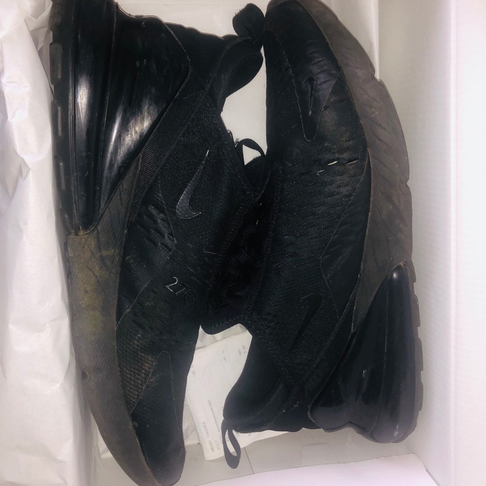 Triple Black Air Max 270’s - USED - Men 10